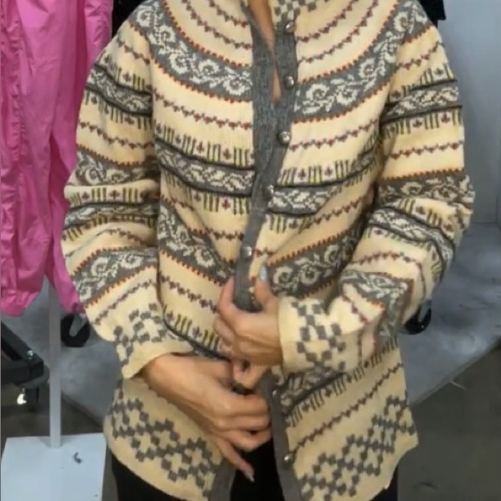 Women's Hand Sewn Cardigan - Picture 7 of 8